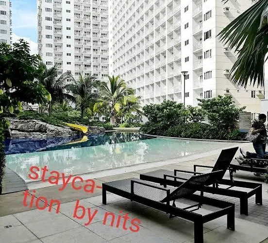 Shore D10 Near Mall Of Asia- Airport Apartment Manila
