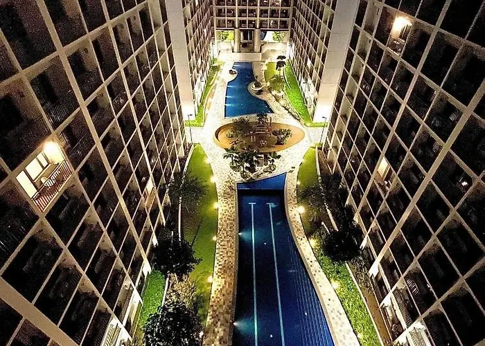 Shore D10 Near Mall Of Asia- Airport Apartment